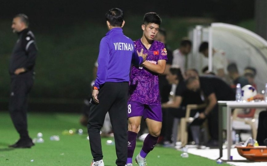 At the 2024 AFC U23 Asian Cup finals, which will run from April 15 to May 3 in Qatar, Vietnam are set to play in Group D. They will face Kuwait, Malaysia, and Uzbekistan on April 17, April 20, and April 23, respectively. The tournament is also meant to determine the Asian representatives for the upcoming 2024 Paris Olympic Games.
