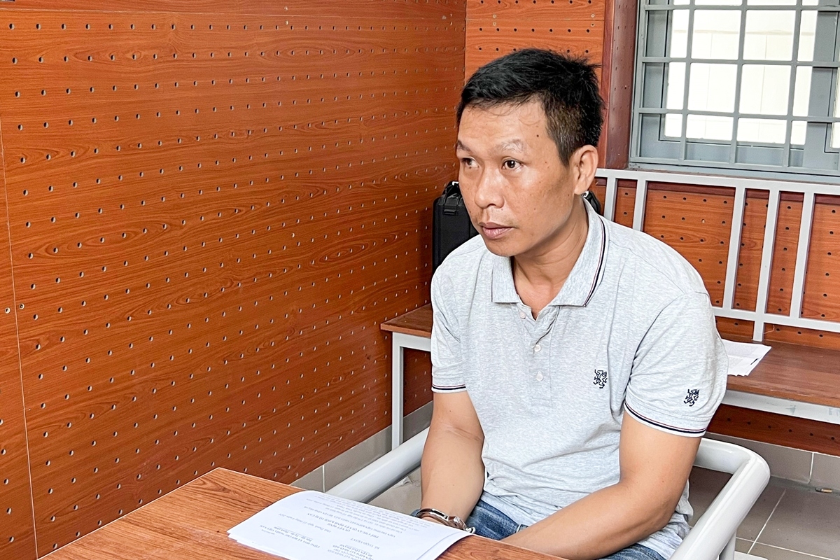 Đối tượng Nguyễn Văn Tuấn tại cơ quan Công an.