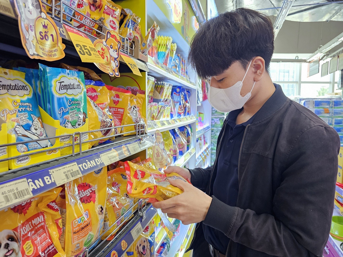Co.opXtra giảm giá sâu nhiều mặt hàng liên quan đến thú cưng
