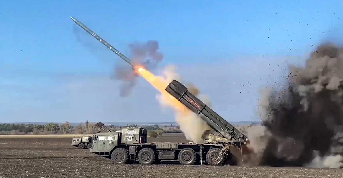 Nga khai hỏa vào mục tiêu Ukraine, ngày 21/3/2024. Ảnh: BQP Nga