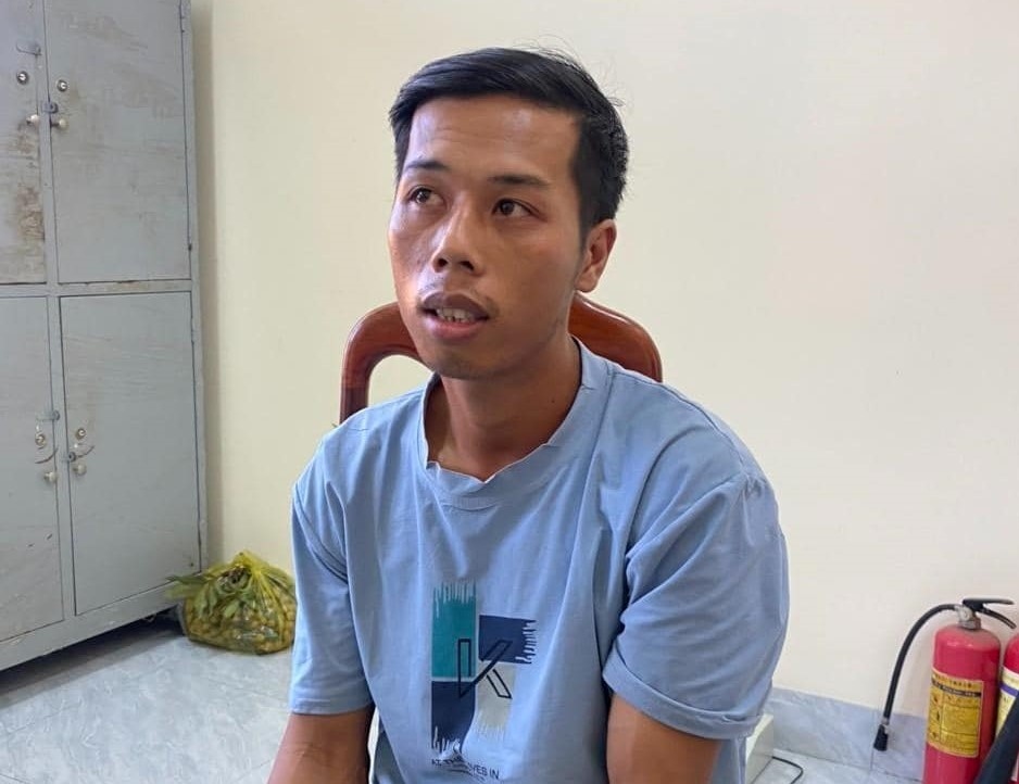 Đối tượng Nguyễn Duy Hoàng tại cơ quan công an