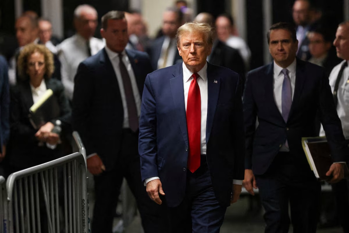 Ông Trump ở Tòa án Tối cao New York hôm 14/2/2024. Ảnh: Reuters.