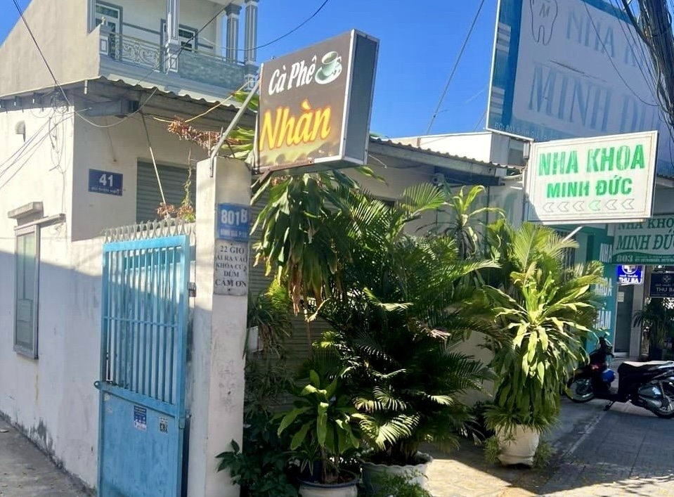 Quán cà phê Nhàn, nơi hung thủ ra ta sát hại nạn nhân (ảnh: CTV)