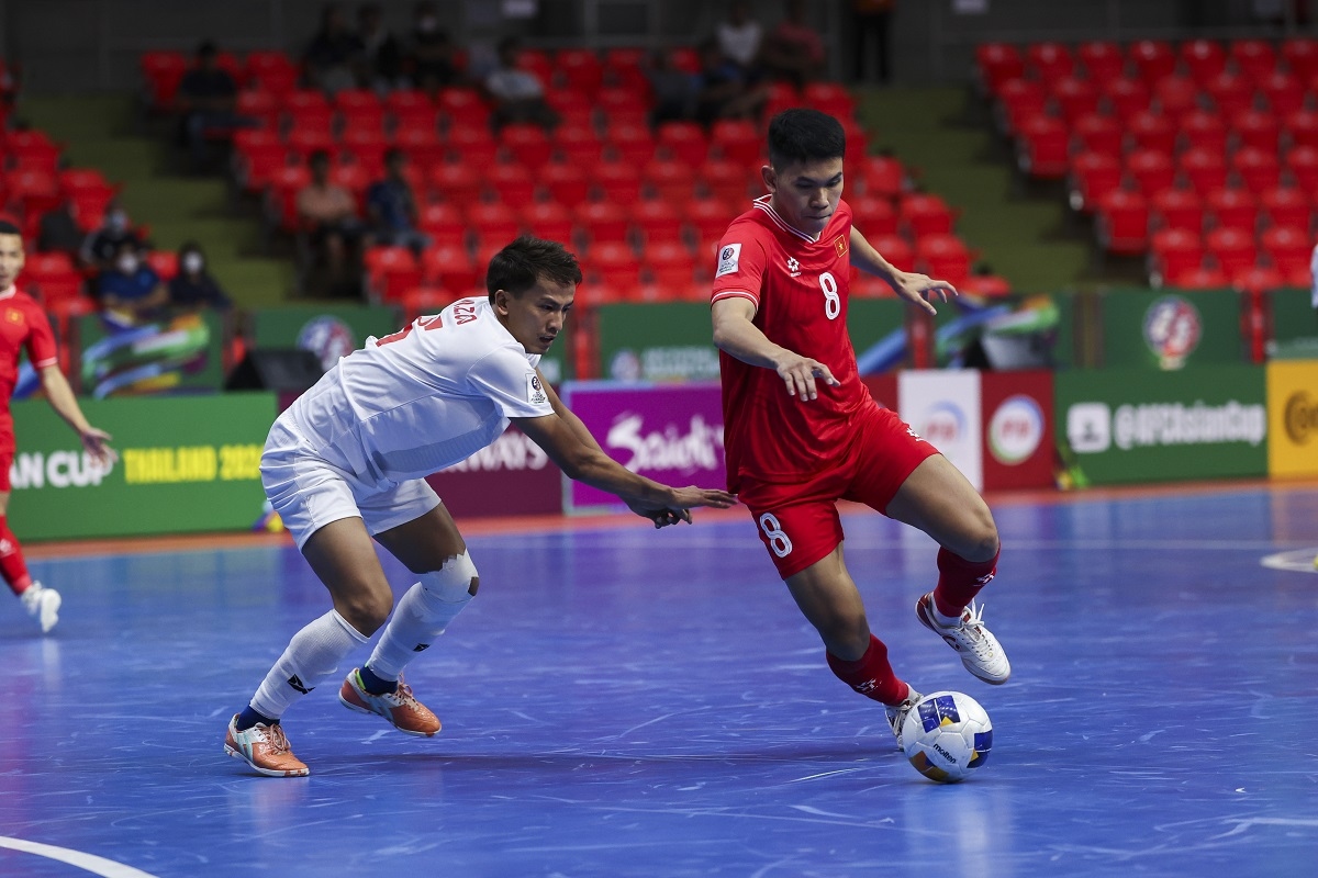 Khoảnh khắc Minh Quảng ghi bàn mở tỷ số. (Ảnh: AFC). 