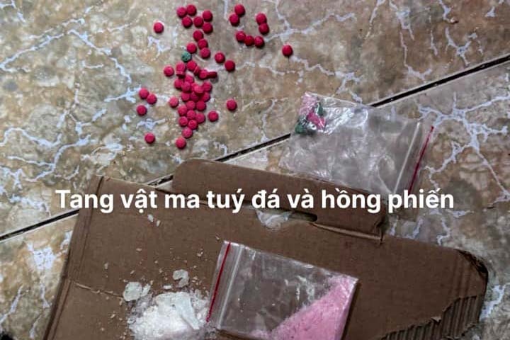 Tang vật hồng phiến và ma túy được cơ quan công an thu giữ