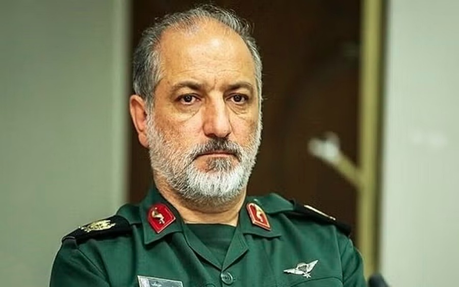 Tướng Vệ binh cách mạng Hồi giáo Iran, Ahmad Haghtalab, đưa ra cảnh báo hạt nhân đầu tiên của nước này kể từ sau đợt tập kích Israel. Ảnh: IRG.