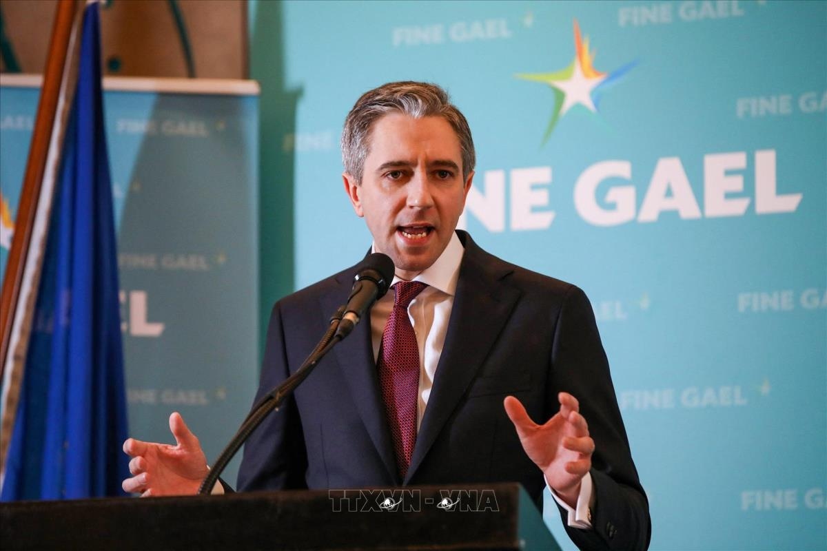 Ông Simon Harris phát biểu sau khi được bầu làm Lãnh đạo mới của đảng Fine Gael, tại Athlone, Ireland, ngày 24/3/2024. Ảnh: AFP/TTXVN