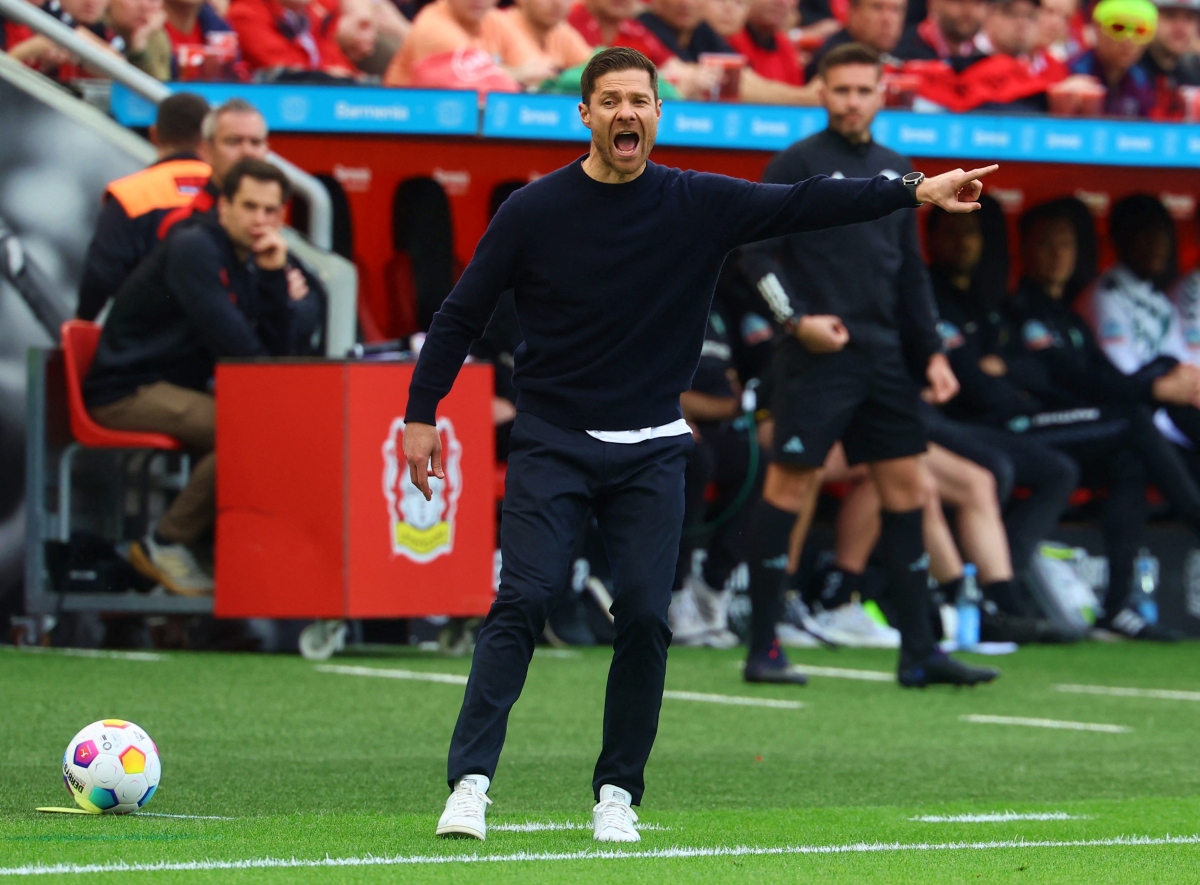 Dấu ấn chiến thuật của HLV Xabi Alonso giúp Leverkusen đến nay có 43 trận bất bại liên tiếp trên mọi đấu trường. (Ảnh: Reuters)