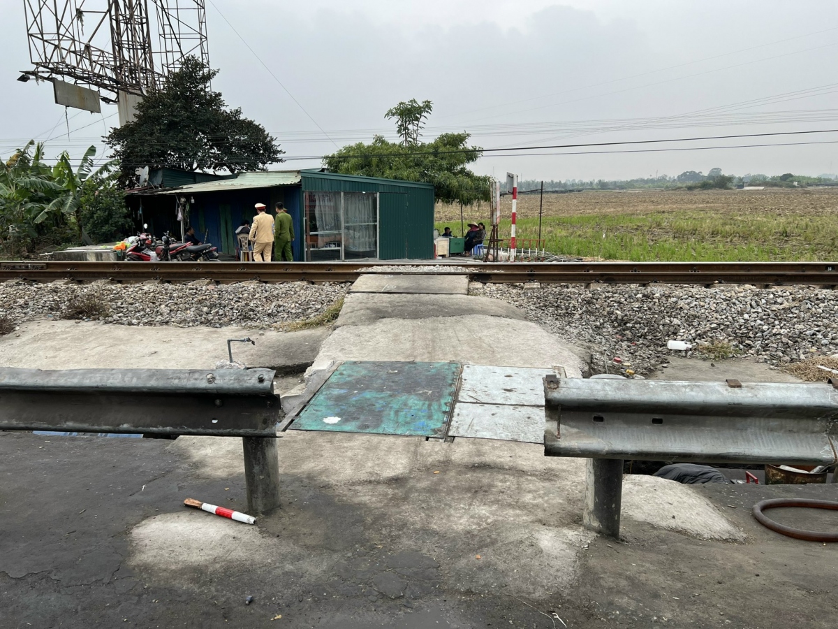 Khu vực Nguyễn Văn Trường mở lối đi