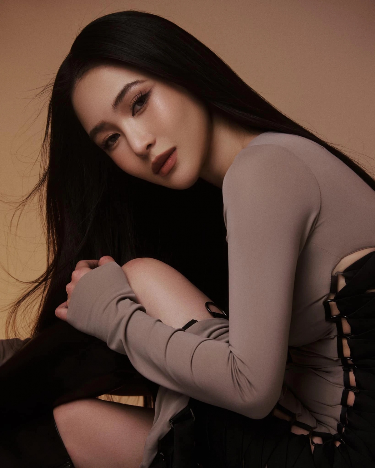 Chuyện showbiz: Ca sĩ Hương Tràm lên tiếng về thông tin lan truyền trên mạng xã hội