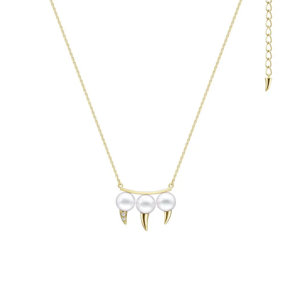 Vòng cổ kim cương Tasaki Danger Fang. Ảnh: Tasaki