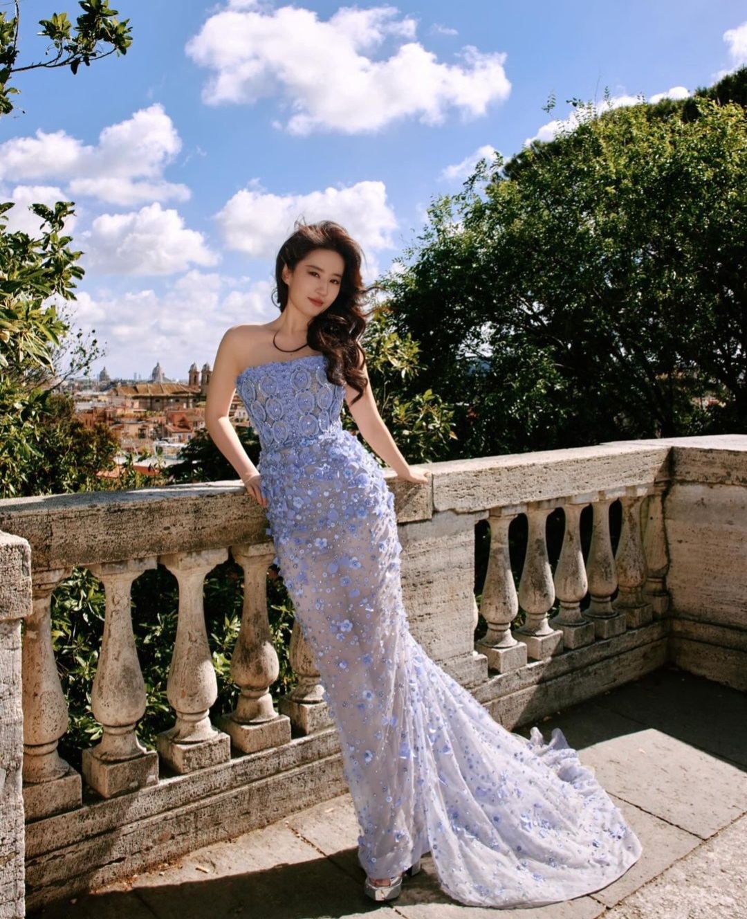 Lưu Diệc Phi được chọn làm đại sứ thương hiệu toàn cầu của Bvlgari từ tháng 3/2023.