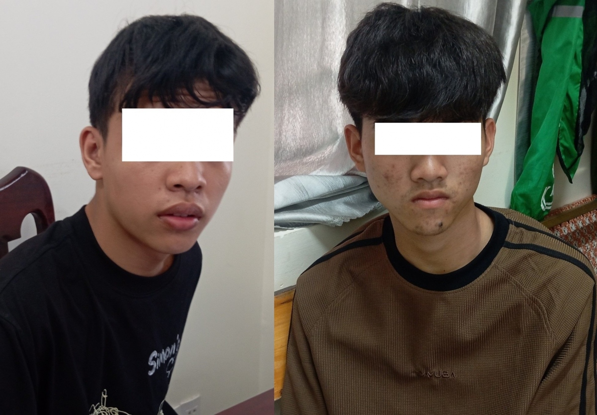 Nguyễn Đăng Minh Tuấn và Dương Khánh Sơn tại cơ quan điều tra.