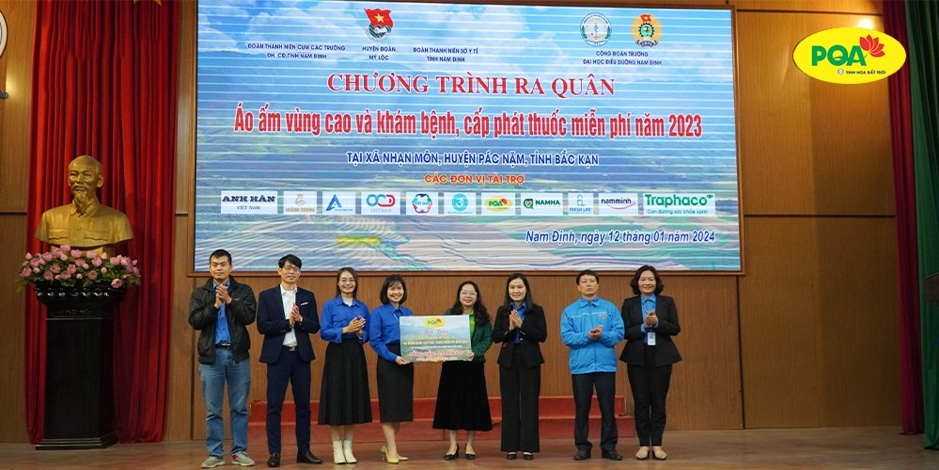 Dược phẩm PQA tham gia tài trợ chương trình “Áo ấm vùng cao”