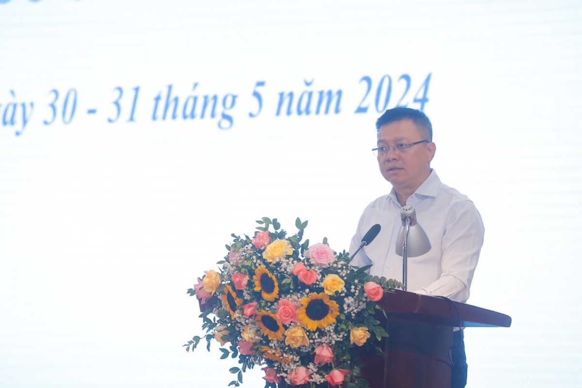Ông Lê Quốc Minh, Ủy viên Trung ương Đảng, Tổng biên tập Báo Nhân Dân, Phó trưởng Ban Tuyên giáo Trung ương, Chủ tịch Hội Nhà báo Việt Nam, Chủ tịch Hội đồng Giải Báo chí quốc gia phát biểu khai mạc