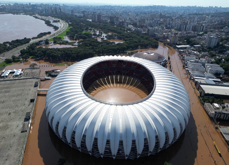 Sân vận động Beira-Rio bị ngập sau lũ lụt. Đây là sân nhà của Câu lạc bộ thể thao quốc tế ở Porto Alegre, bang Rio Grande do Sul, Brazil.