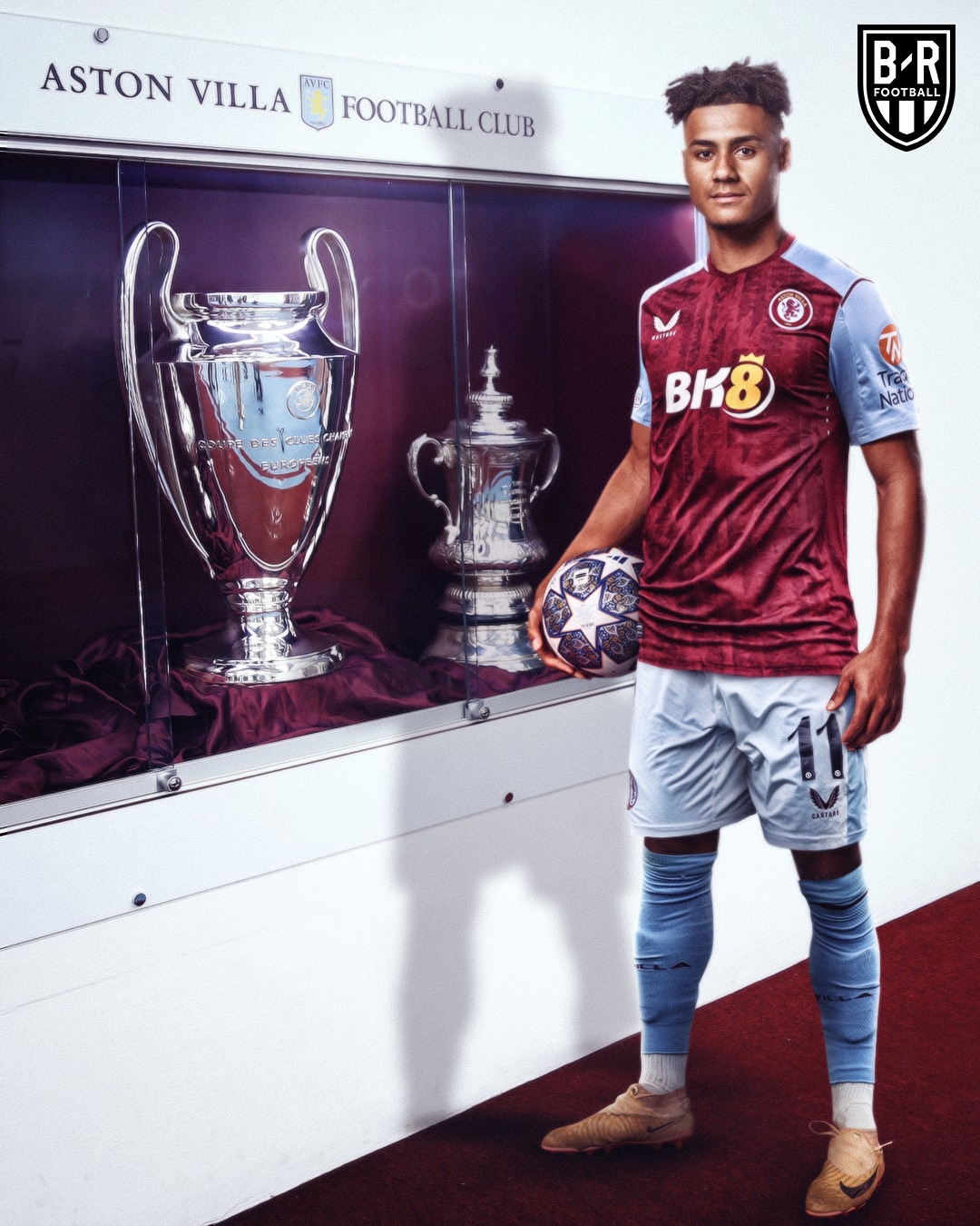 Aston Villa chính thức trở lại đấu trường Cúp C1 châu Âu kể từ mùa giải 1982/1983. (Ảnh: Bleacher Reports)