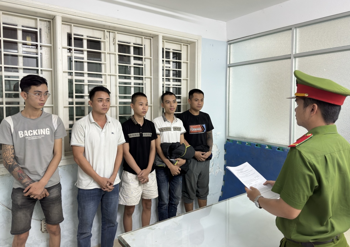 5 đối tượng trong nhóm lừa đảo bị bắt giữ