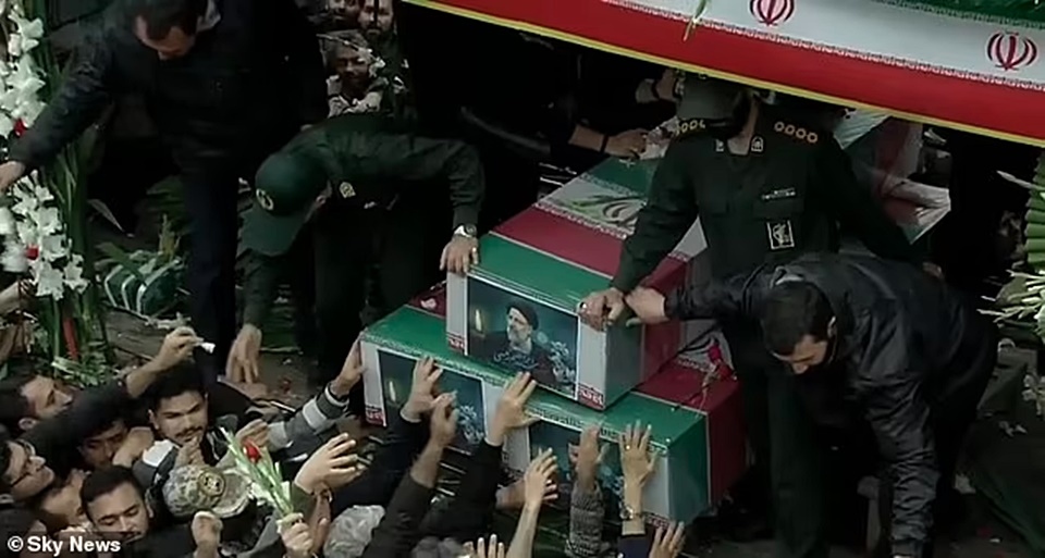 Truyền thông địa phương cho hay, Tổng thống Nga Putin sẽ dự đám tang của ông Raisi. Ảnh: Sky News.