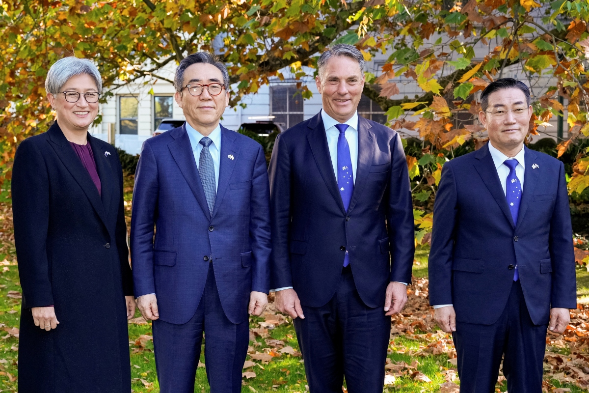 Ngoại trưởng Australia Penny Wong, Ngoại trưởng Hàn Quốc Cho Tae-yul, Phó Thủ tướng kiêm Bộ trưởng Quốc phòng Australia Richard Marles và Bộ trưởng Quốc phòng Hàn Quốc Shin Won-sik. Ảnh: Reuters
