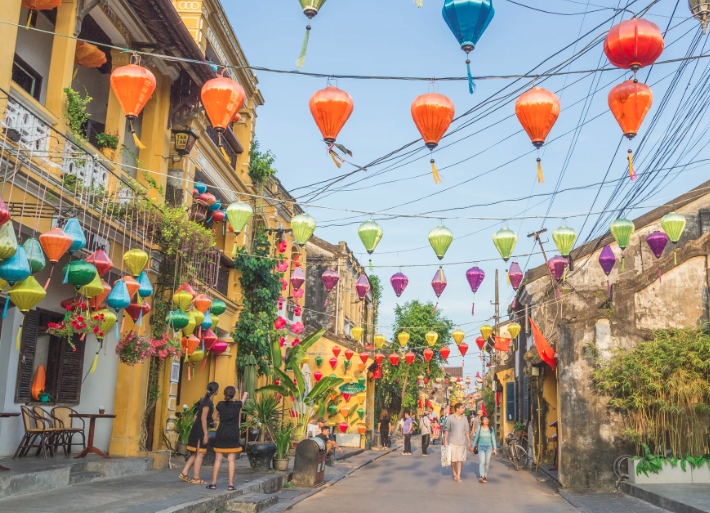 Tran Phu street in Hoi An ancient city is listed among world’s most beautiful streets. (Photo: Getty Images/mikeinlondon)