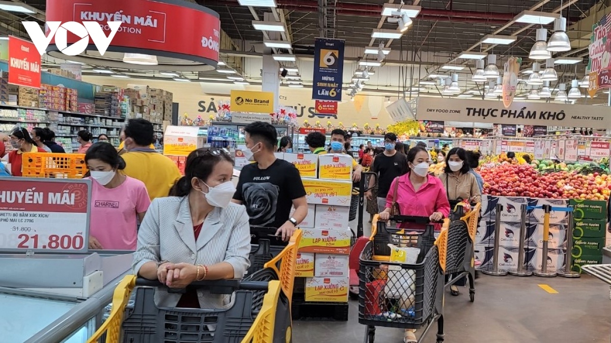 Việc giảm thuế và đặc biệt là thuế giá trị gia tăng trong thời gian qua cũng như thời gian sắp tới thì tất cả các doanh nghiệp đều đang được hưởng lợi