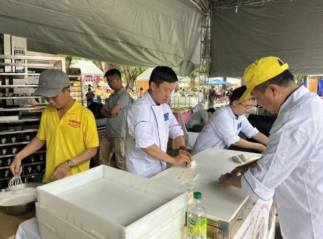 It marks the first time that visitors have had the chance to see chefs make the baguette at the festival.