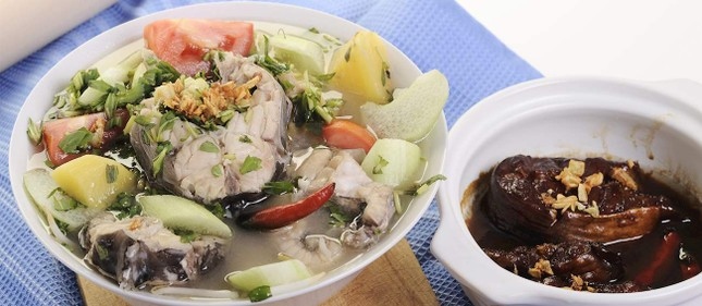 Canh chua cá - một món ăn dân dã của Việt Nam.