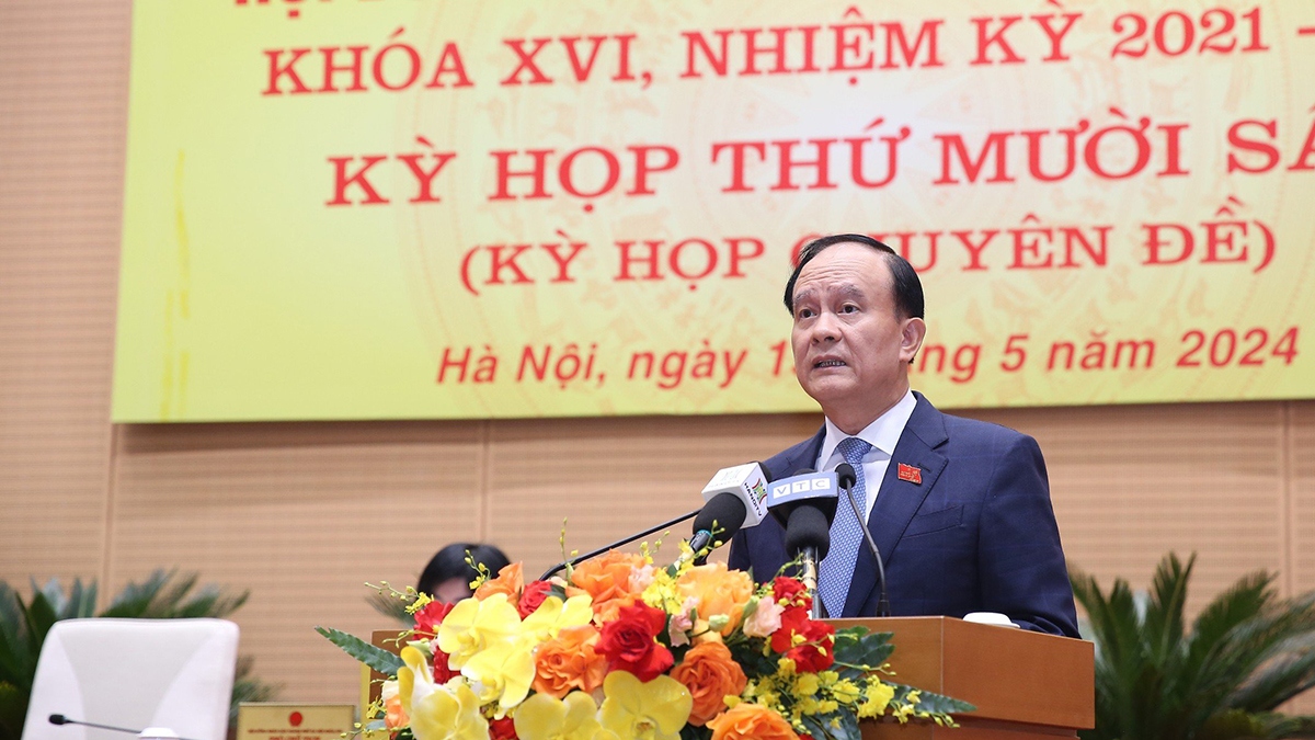 Chủ tịch HĐND thành phố Hà Nội Nguyễn Ngọc Tuấn phát biểu khai mạc kỳ họp