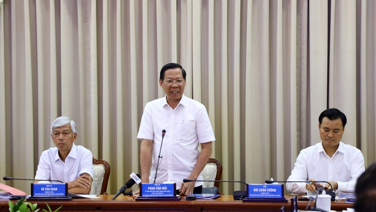 Chủ tịch UBND TPHCM Phan Văn Mãi phát biểu chỉ đạo (Ảnh: TTBC)