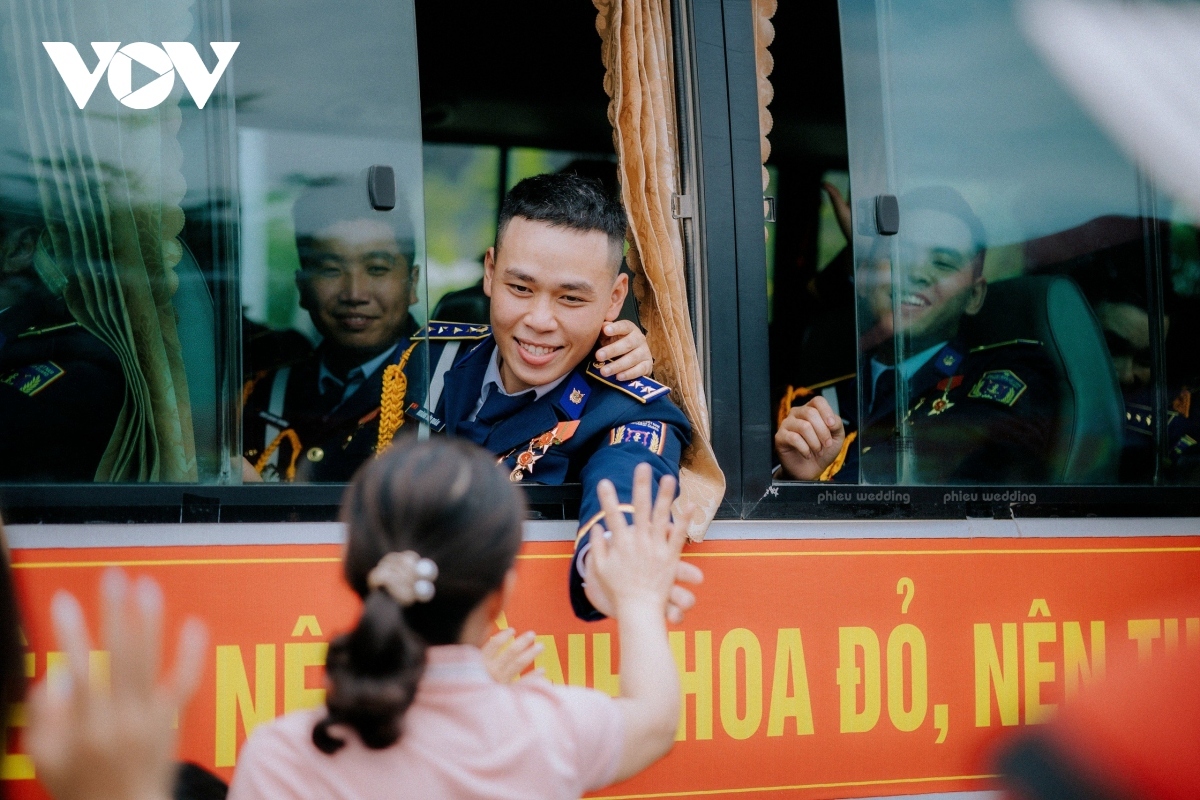 The armed forces receive huge support and love from local people.