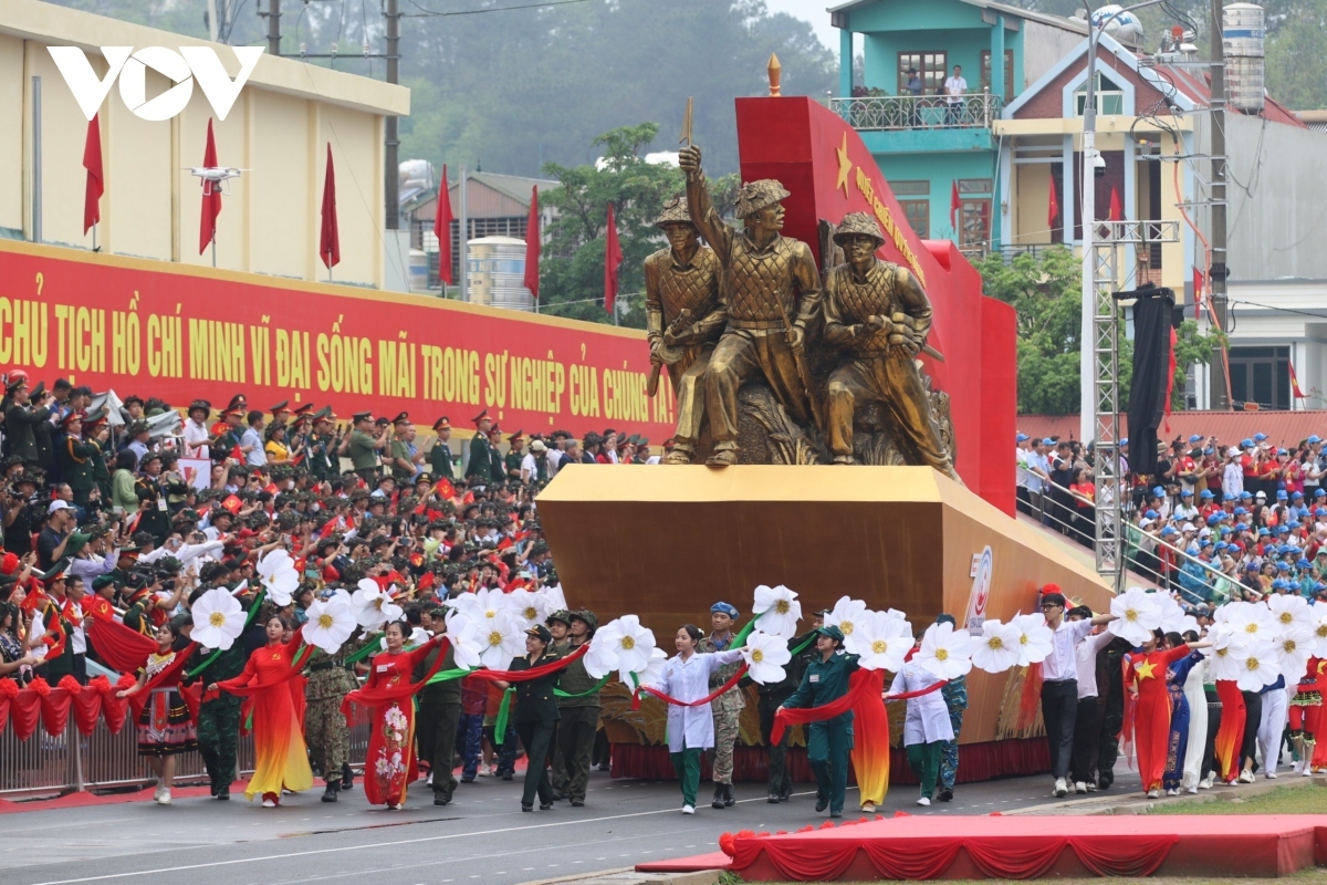 The grand military parade in celebration of the 70th anniversary of the Dien Bien Phu Victory over French colonialism (May 7, 1954 - 2024)