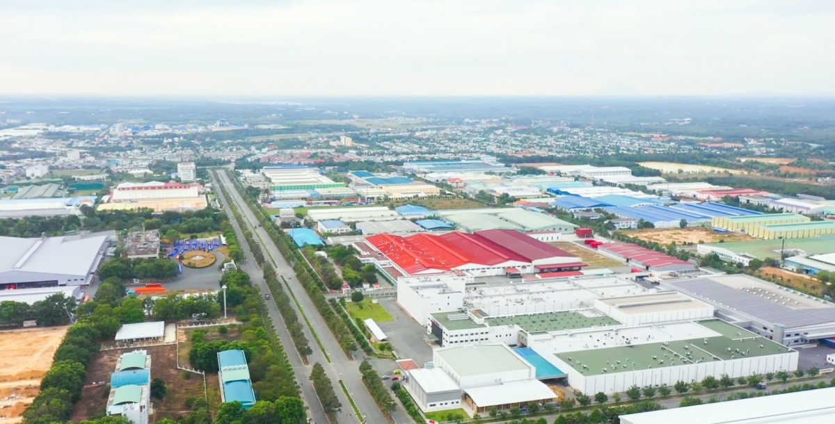 Bến Cát đang từng bước hoàn chỉnh, trở thành trung tâm công nghiệp công nghệ cao – dịch vụ và là đầu mối giao thông quan trọng của khu vực phía Nam.
