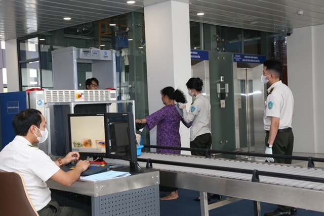 Hệ thống an ninh với những trang thiết bị hiện đại sẽ đem lại những chuyến bay an toàn.