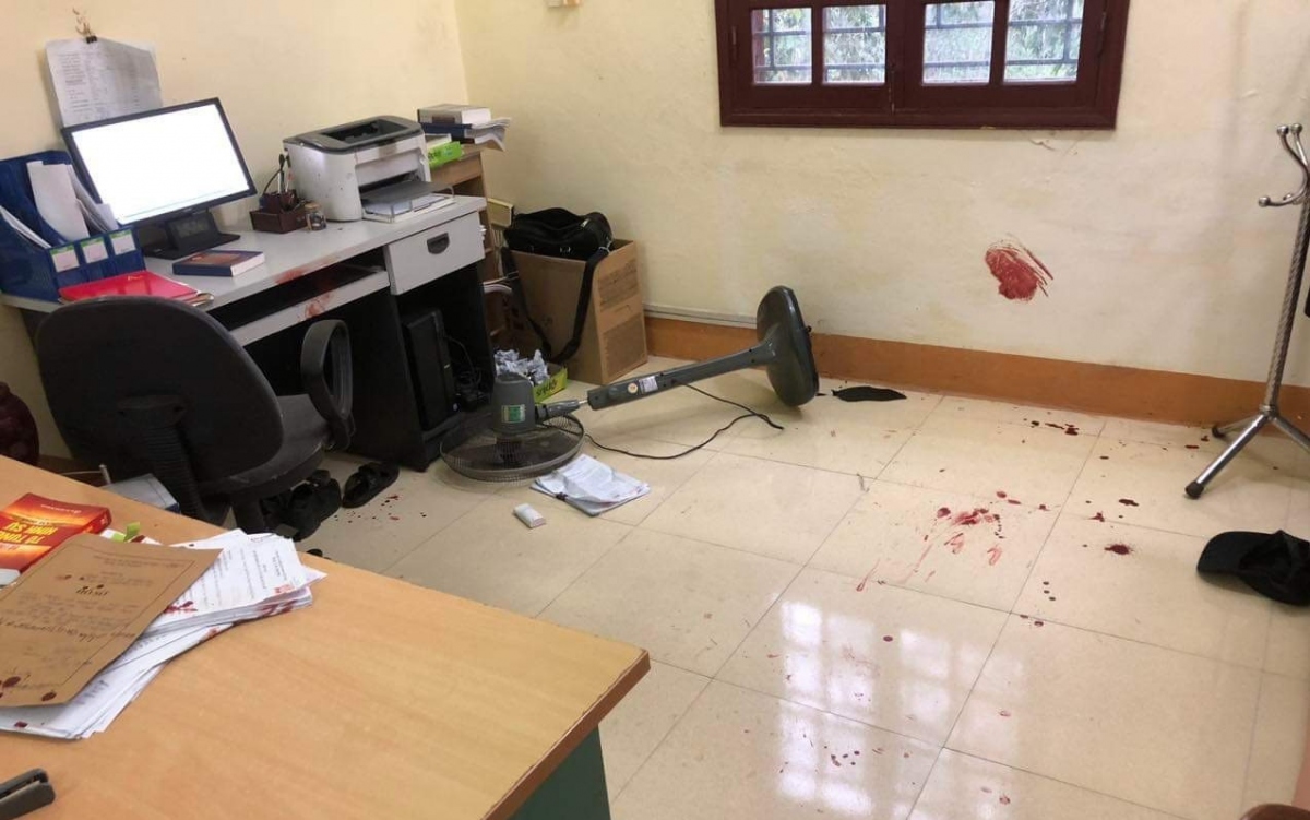 Hiện trường tại phòng làm việc của Phó Chánh án Tòa án Nhân dân huyện Cam Lộ, tỉnh Quảng Trị