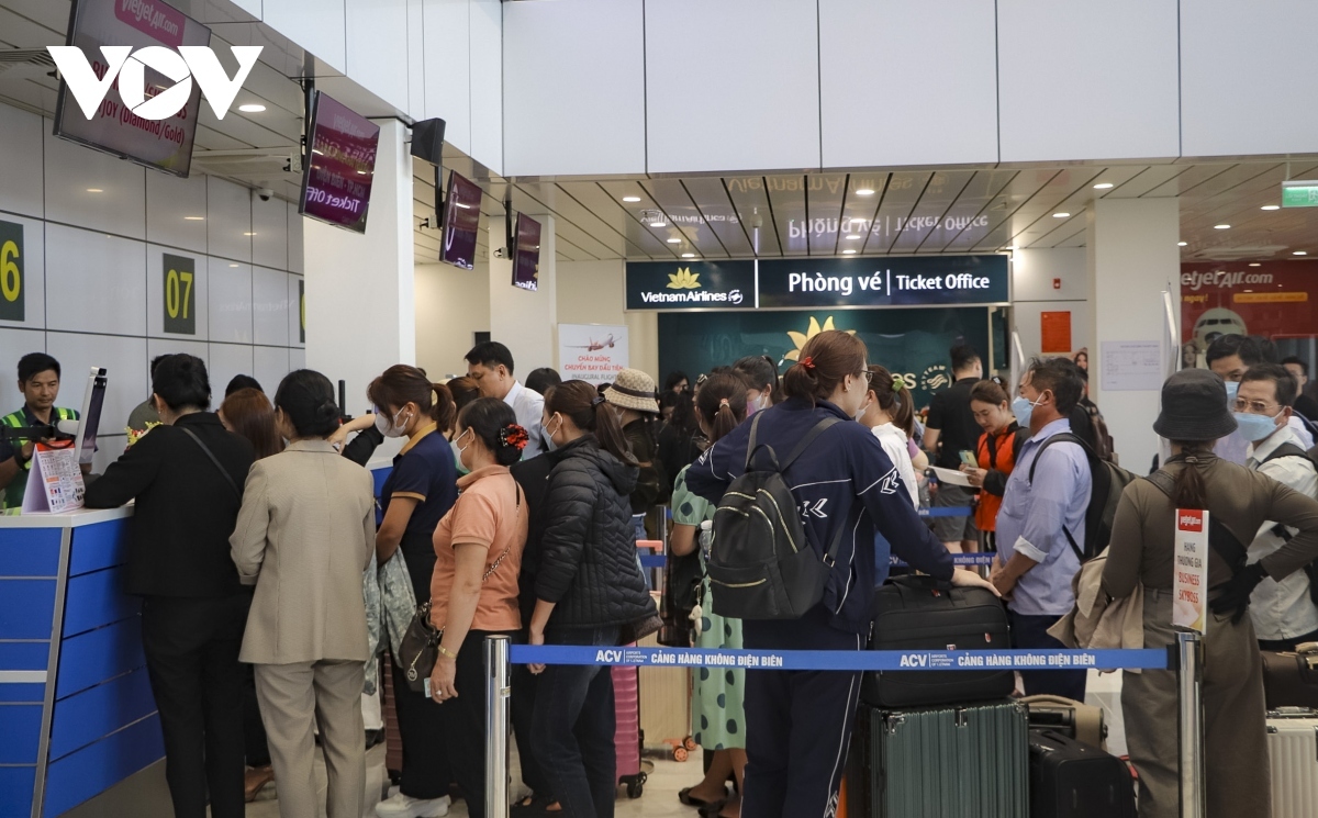 Lượng hành khách sử dụng dịch vụ hàng không tại Điện Biên tăng cao so với trước