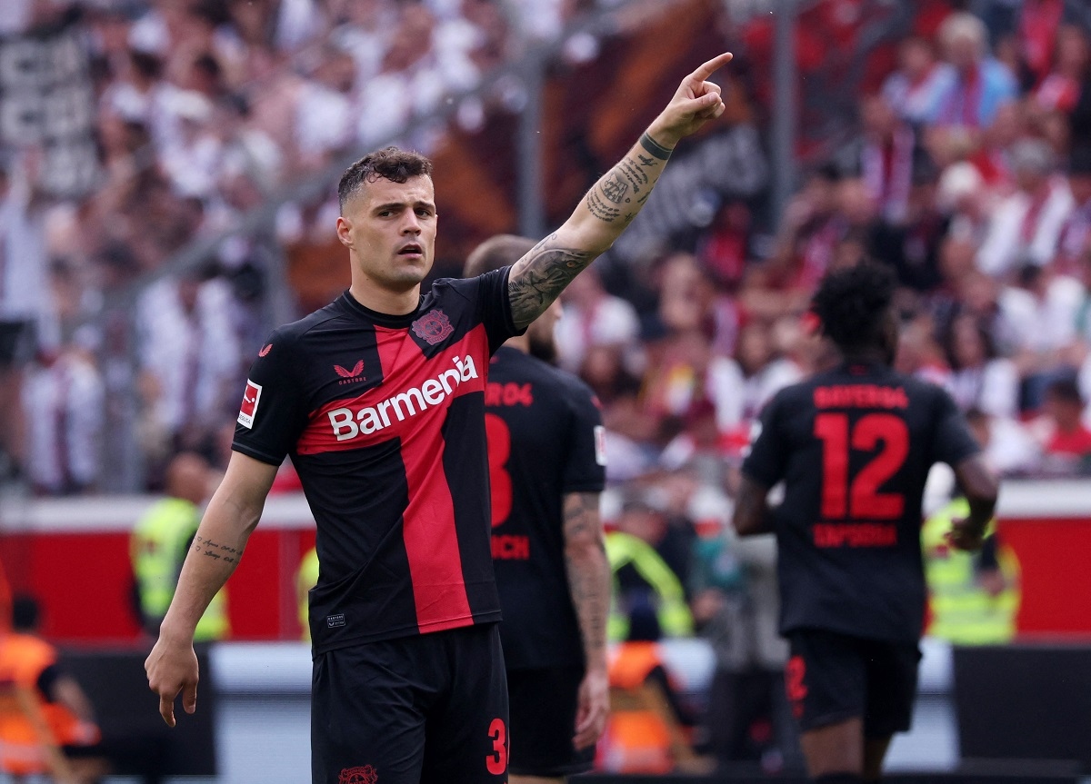 Bayer Leverkusen chính thức vô địch Bundesliga với thành tích bất bại cả mùa. (Ảnh: Reuters). 