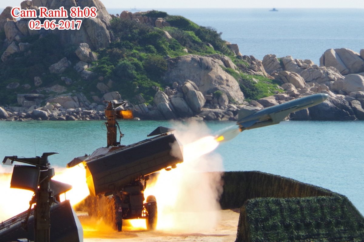 Lữ đoàn 680 hoàn thành xuất sắc nhiệm vụ diễn tập bắn tên lửa TL-17 tại Cam Ranh.