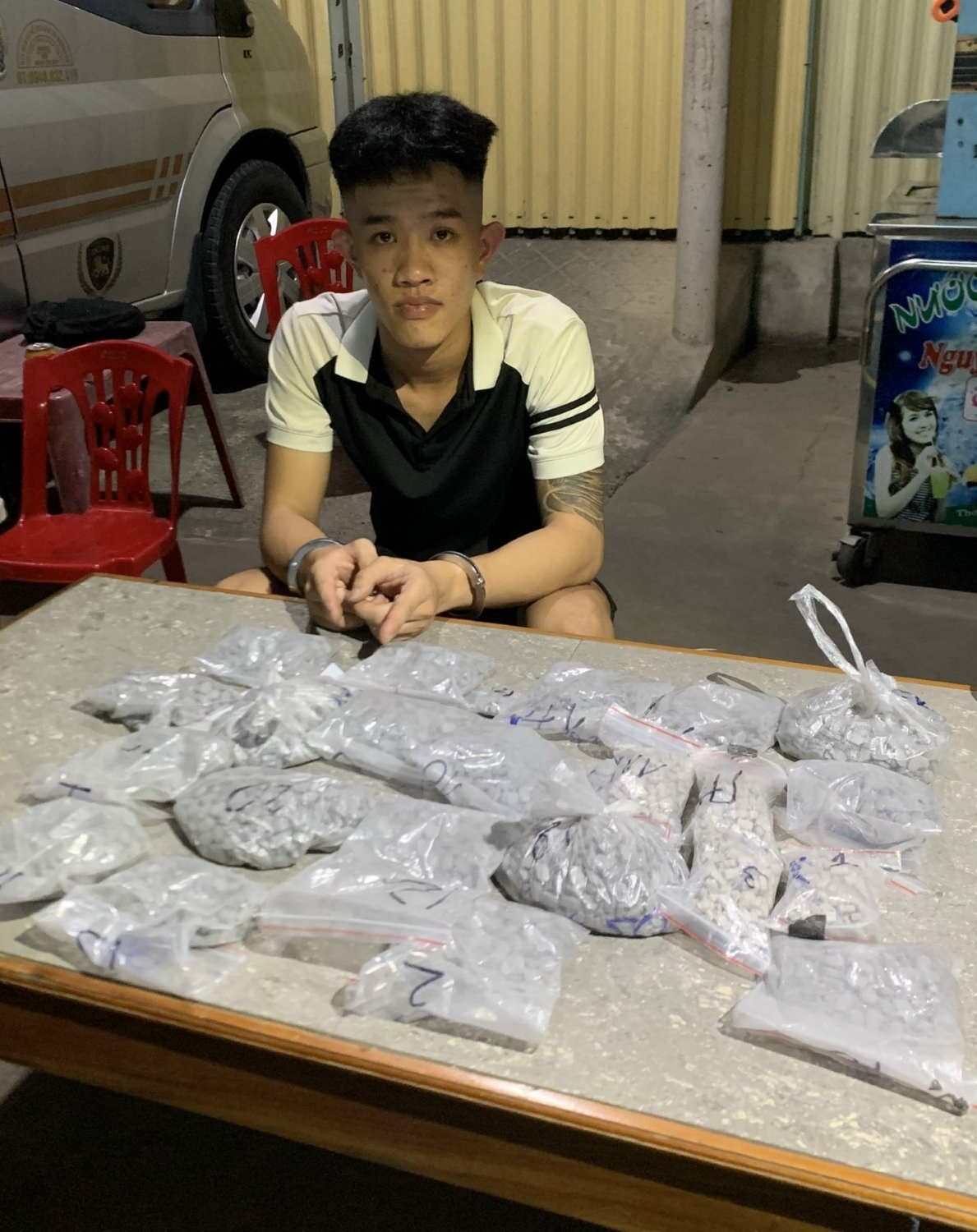 Nguyễn Trường Xuân bị công an bắt quả tang