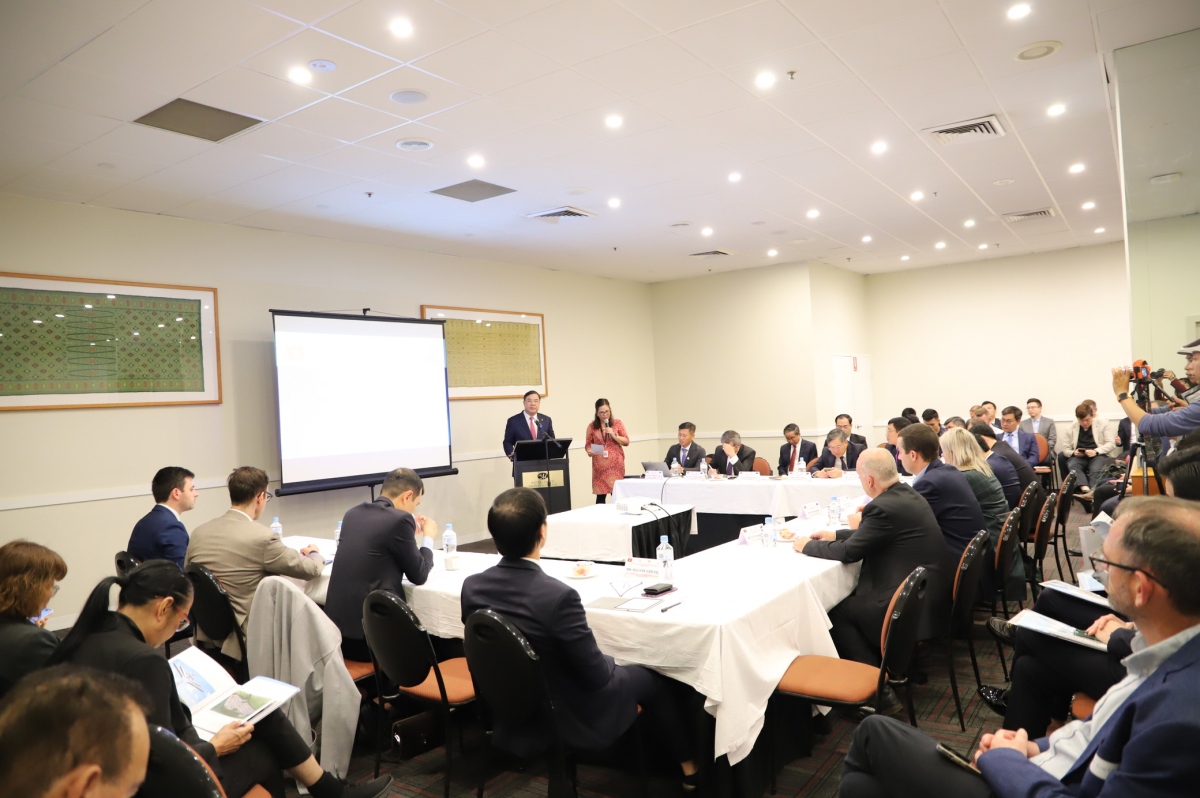 Nhiều doanh nghiệp, nhà đầu tư Australia quan tâm tìm hiểu về cơ hội đầu tư tại Nam Định.