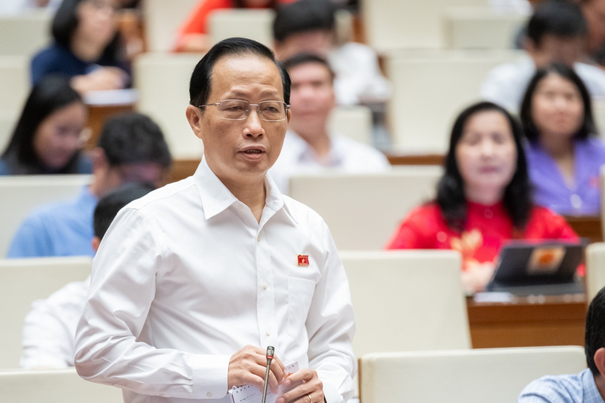 Đại biểu Nguyễn Trúc Sơn (đoàn Bến Tre) cho rằng vấn đề hạn mặn đã xảy ra trong nhiều năm, liên tục và ngày càng khắc nghiệt tại vùng ĐBSCL đã ảnh hưởng lớn đến đời sống người dân tại đây.