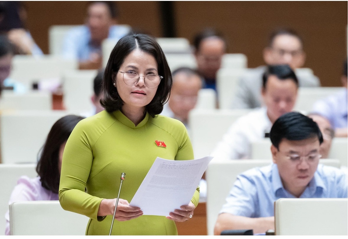Đại biểu Nguyễn Hoàng Bảo Trân (đoàn Bình Dương).
