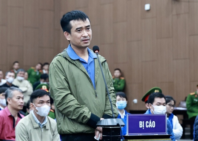 Phan Quốc Việt trong một phiên tòa tại TAND TP Hà Nội.