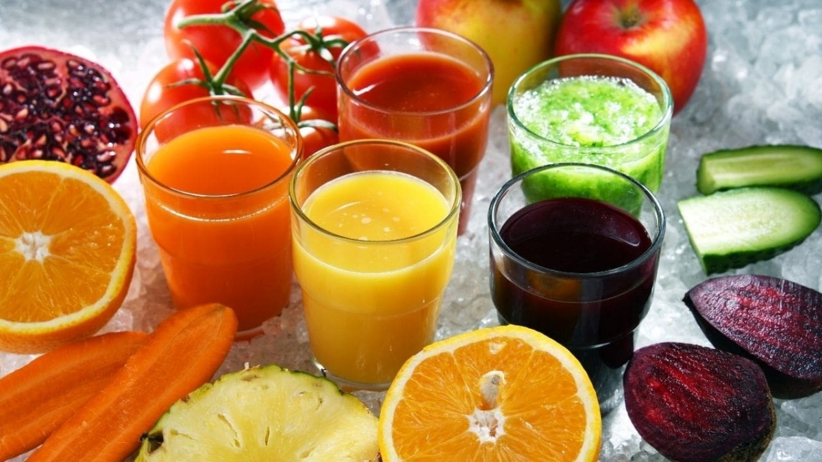 Nhiều loại nước ép trái cây và rau củ tốt cho thận. Ảnh: Juicernet