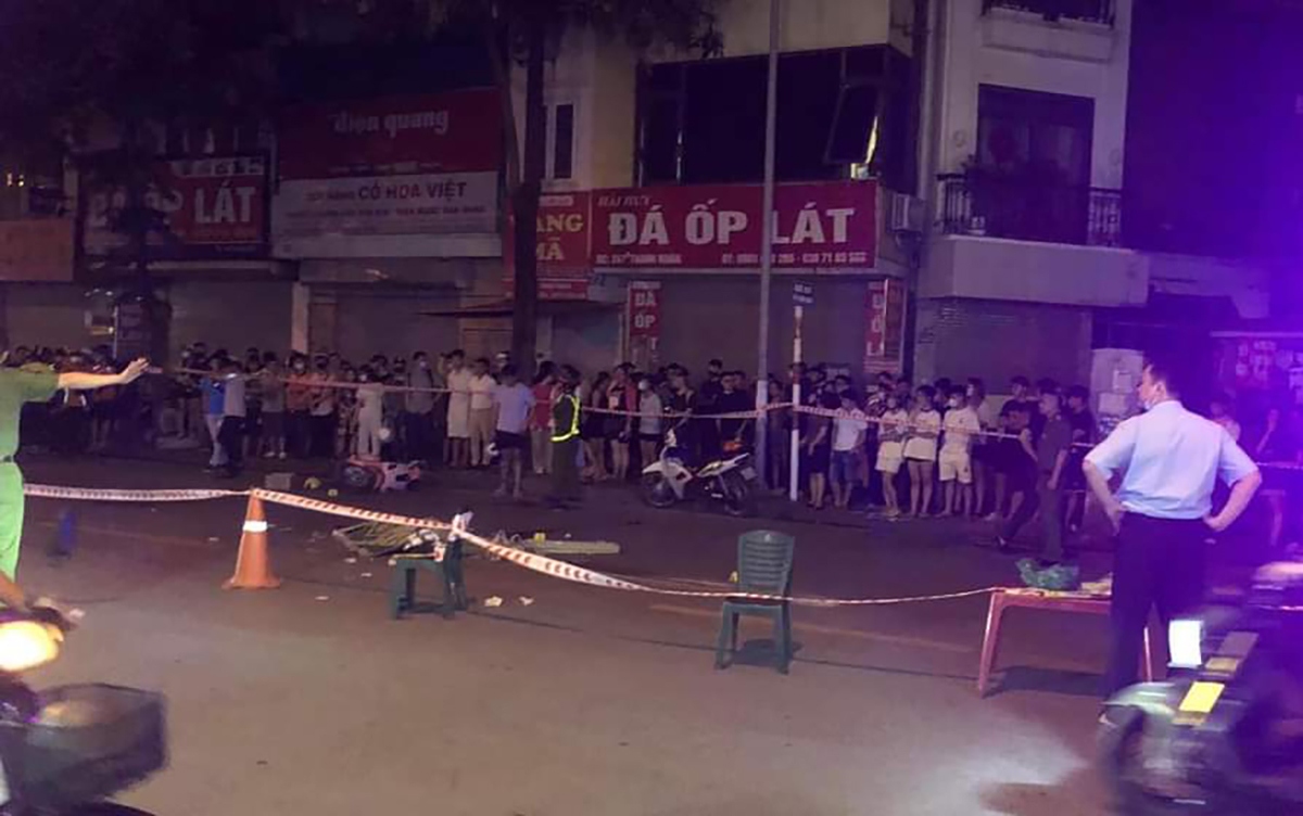 Lực lượng chức năng phong tỏa hiện trường