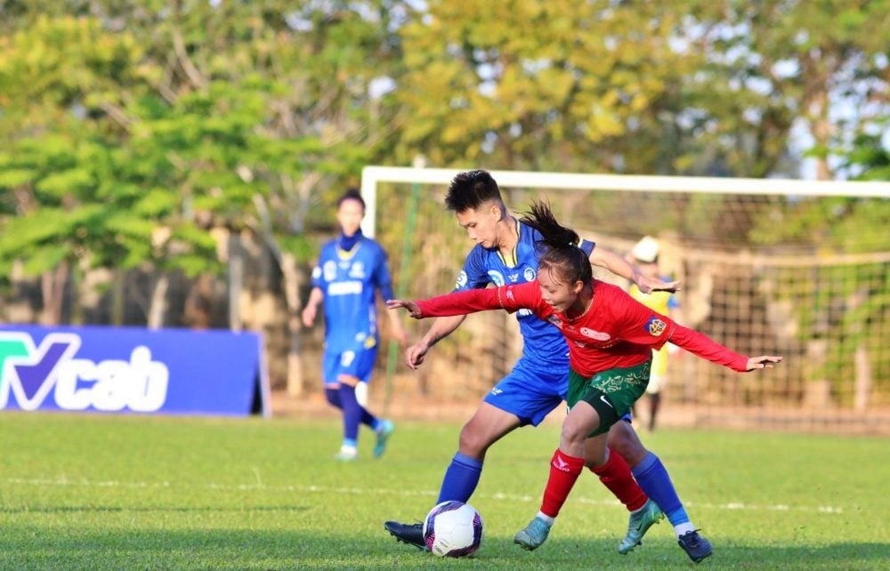 Thái Nguyên T&amp;T được thưởng nóng sau trận thắng đậm trước TPHCM II.