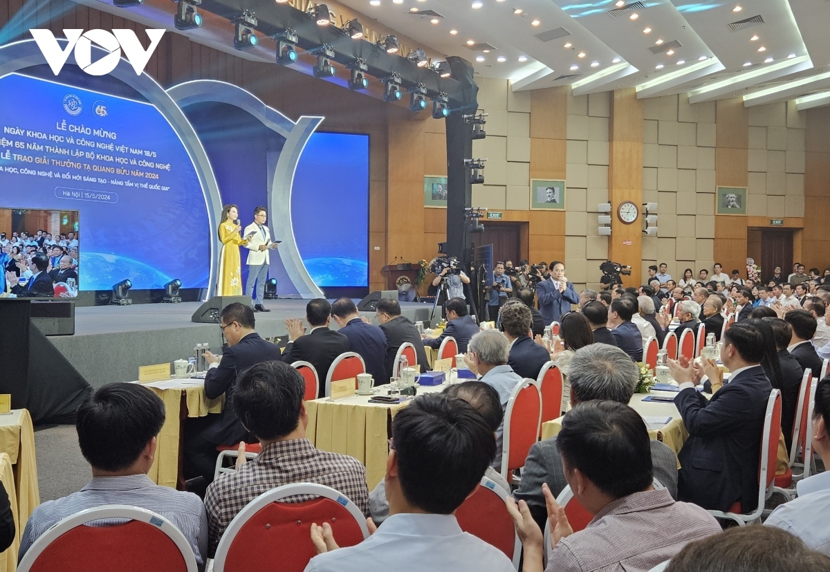 Thủ tướng dự Lễ chào mừng ngày Khoa học và Công nghệ Việt Nam