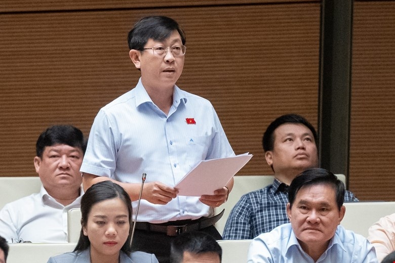 Đại biểu Nguyễn Hữu Thông