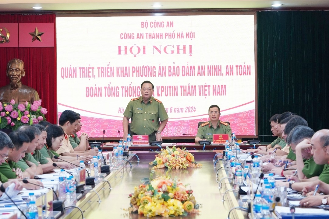 Trung tướng Nguyễn Hải Trung, Giám đốc Công an TP Hà Nội chủ trì hội nghị.