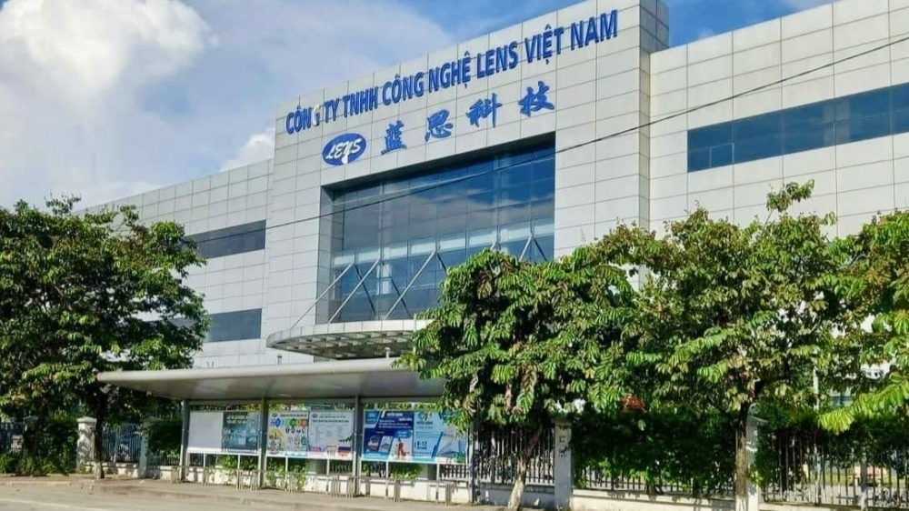 UBND tỉnh Bắc Giang đã xử phạt 140 triệu đồng đối với Công ty TNHH Công nghệ Lens Việt Nam do thi công xây dựng công trình không có giấy phép xây dựng.